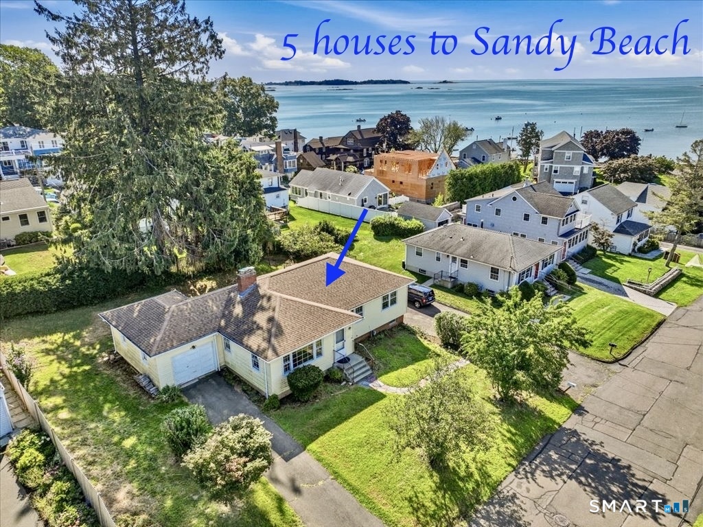 15 Third Avenue Branford CT 06405