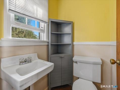 15 Third Avenue Branford CT 06405