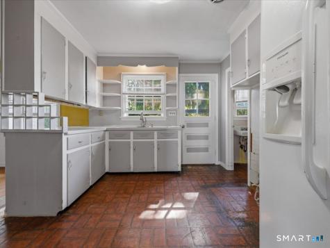 15 Third Avenue Branford CT 06405
