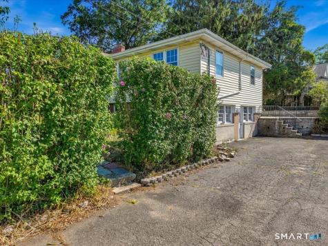 15 Third Avenue Branford CT 06405