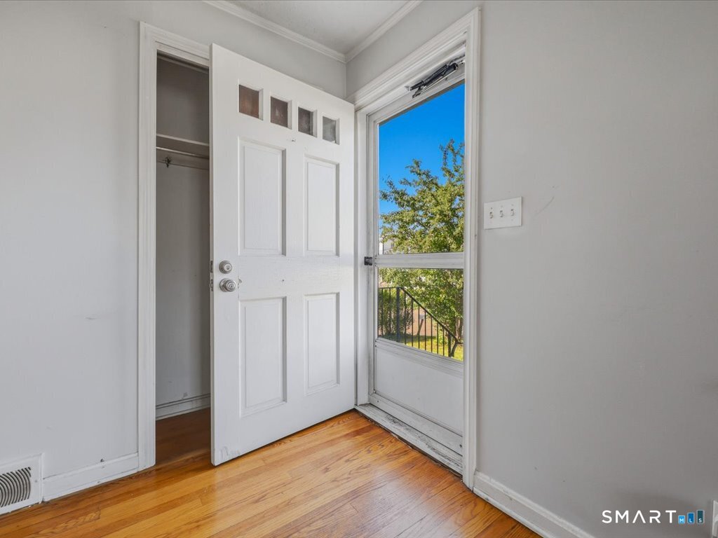 15 Third Avenue Branford CT 06405