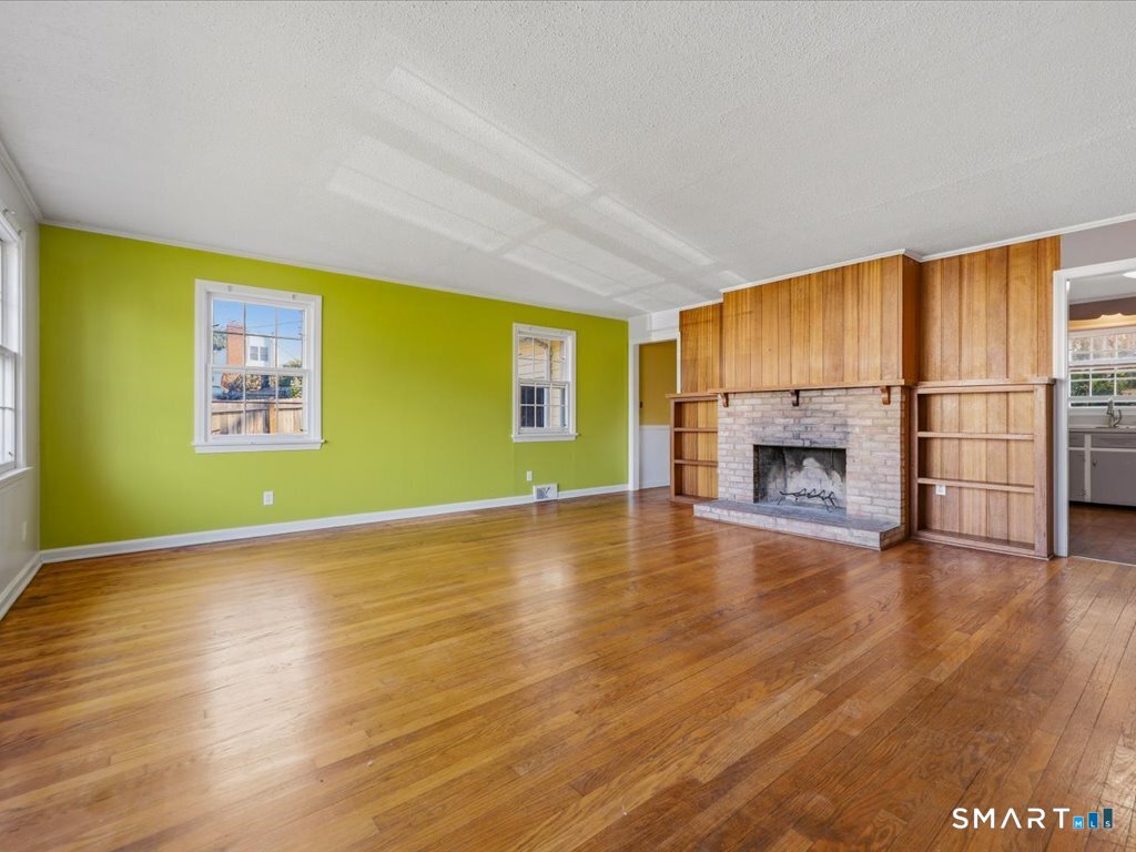 15 Third Avenue Branford CT 06405