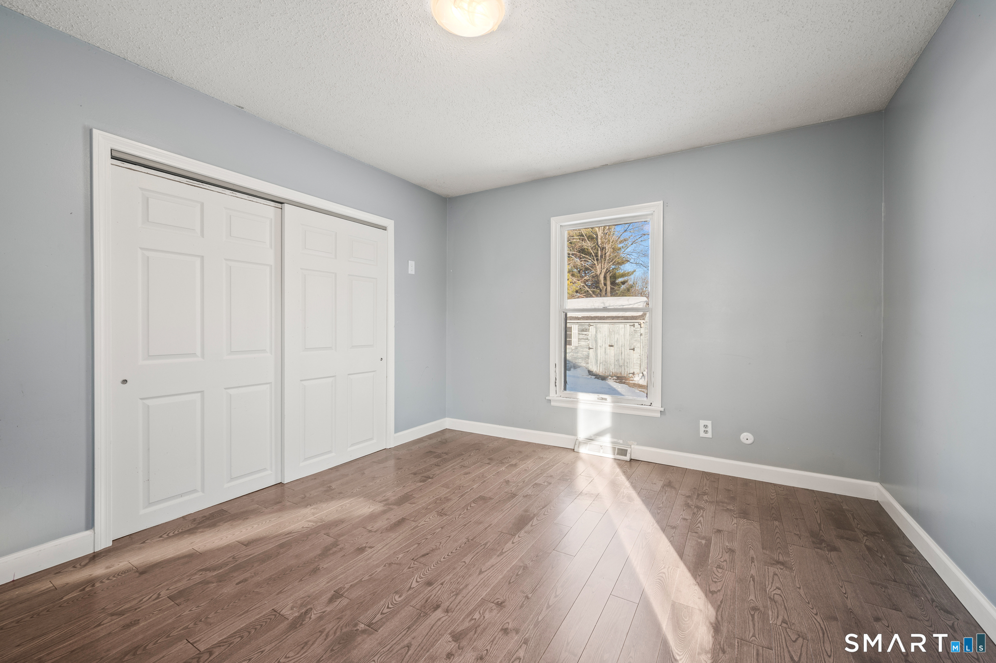 24 Pearl Street Glastonbury CT 06033