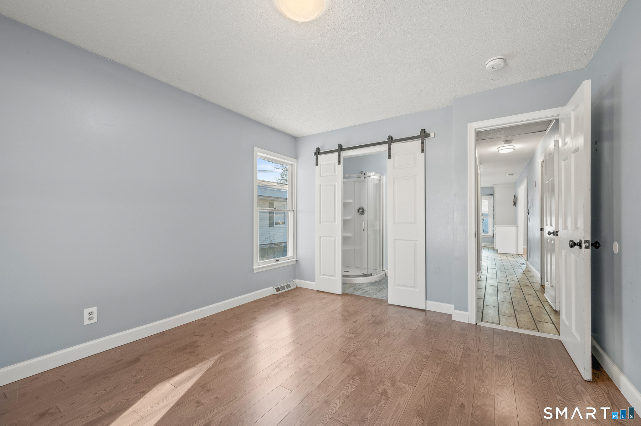 24 Pearl Street Glastonbury CT 06033