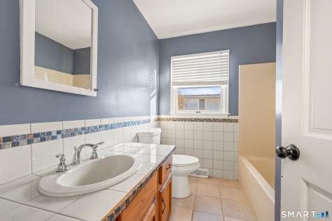 24 Pearl Street Glastonbury CT 06033