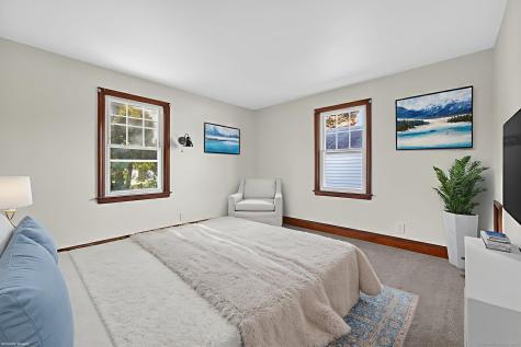 8 Quinebaug Road Norwich CT 06360