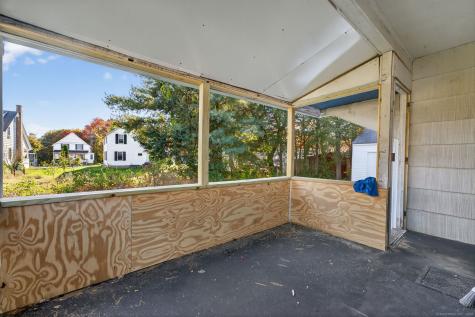 8 Quinebaug Road Norwich CT 06360