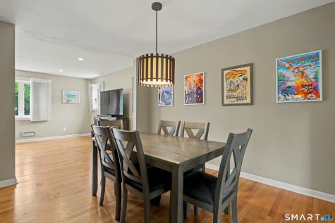 35 Sunrise Terrace Stratford CT 06614