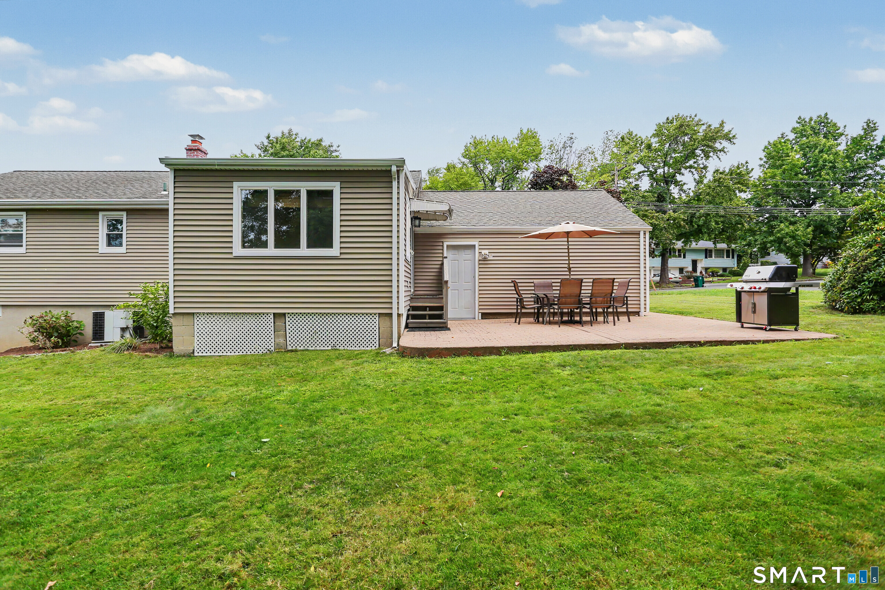 35 Sunrise Terrace Stratford CT 06614