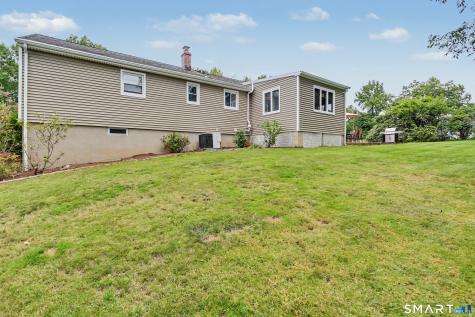 35 Sunrise Terrace Stratford CT 06614