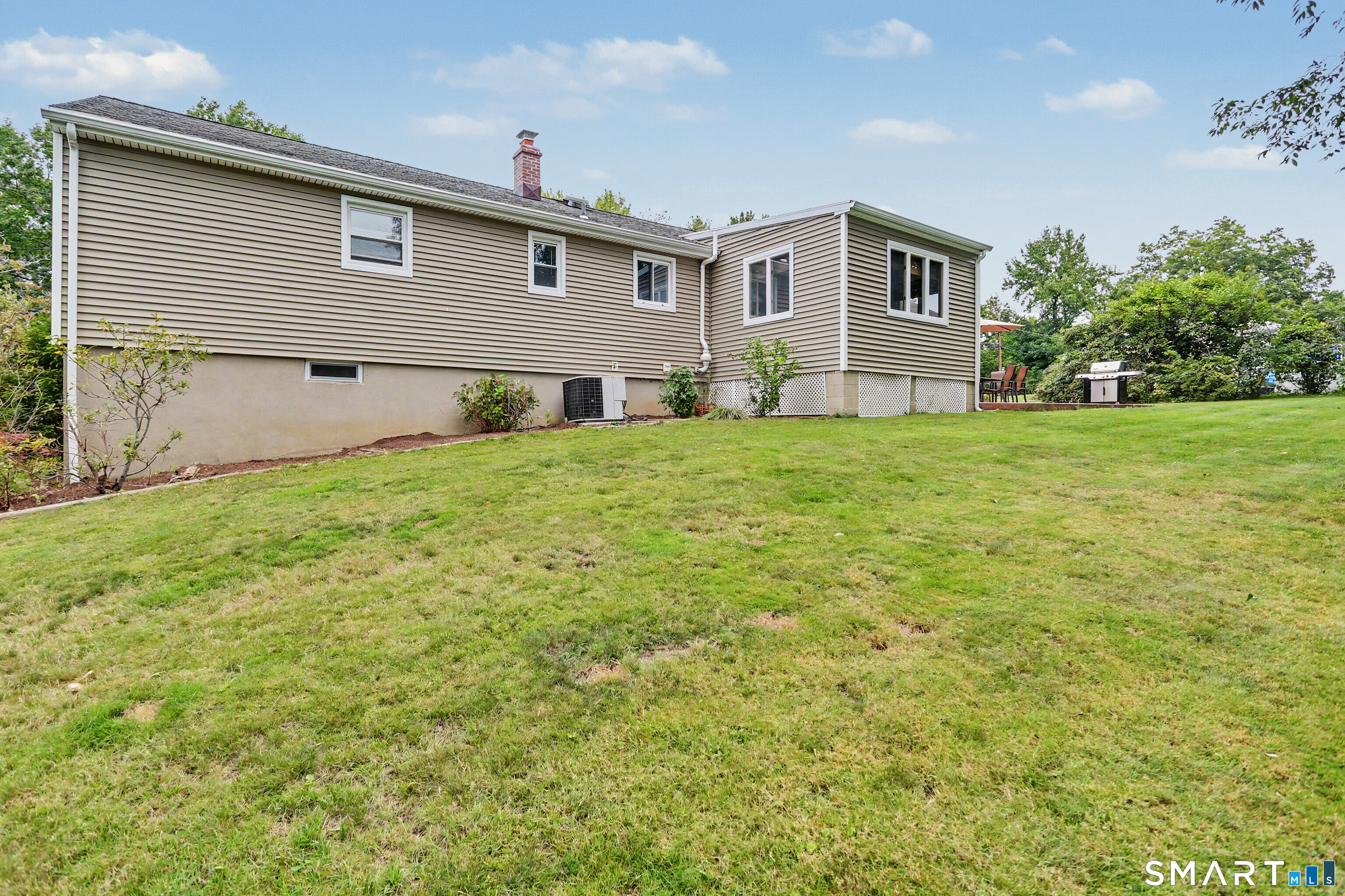 35 Sunrise Terrace Stratford CT 06614