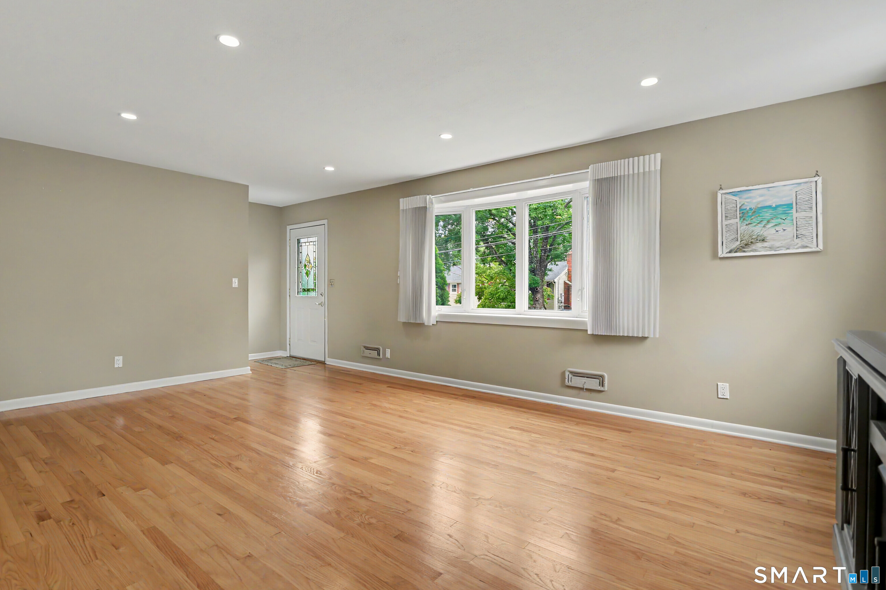 35 Sunrise Terrace Stratford CT 06614