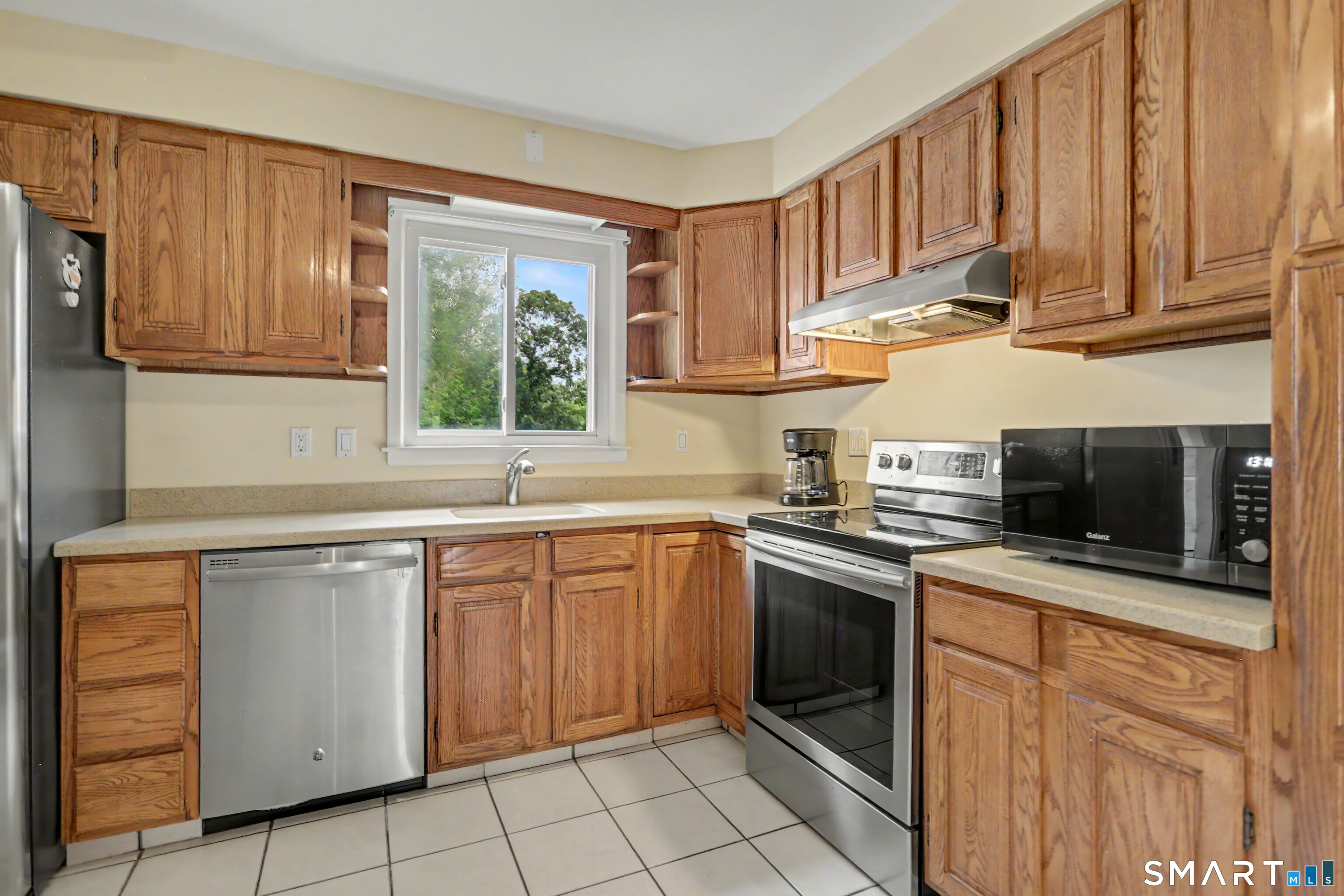 35 Sunrise Terrace Stratford CT 06614