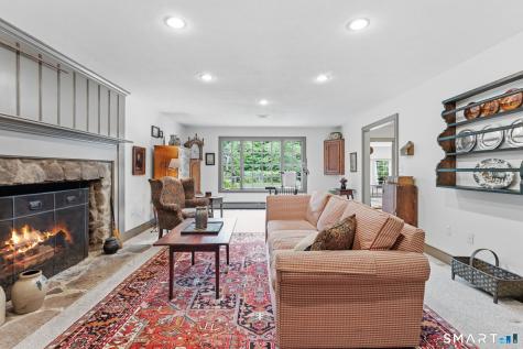 276 Stratton Brook Road Simsbury CT 06092