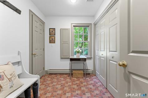276 Stratton Brook Road Simsbury CT 06092