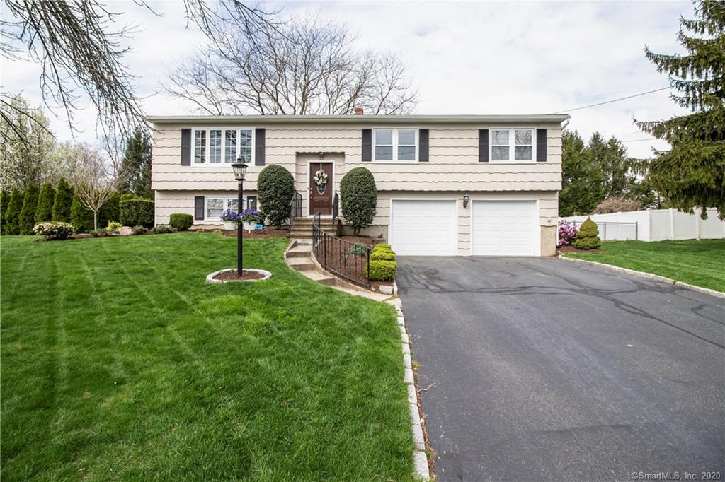 15 Cornfield Road Milford CT 06461