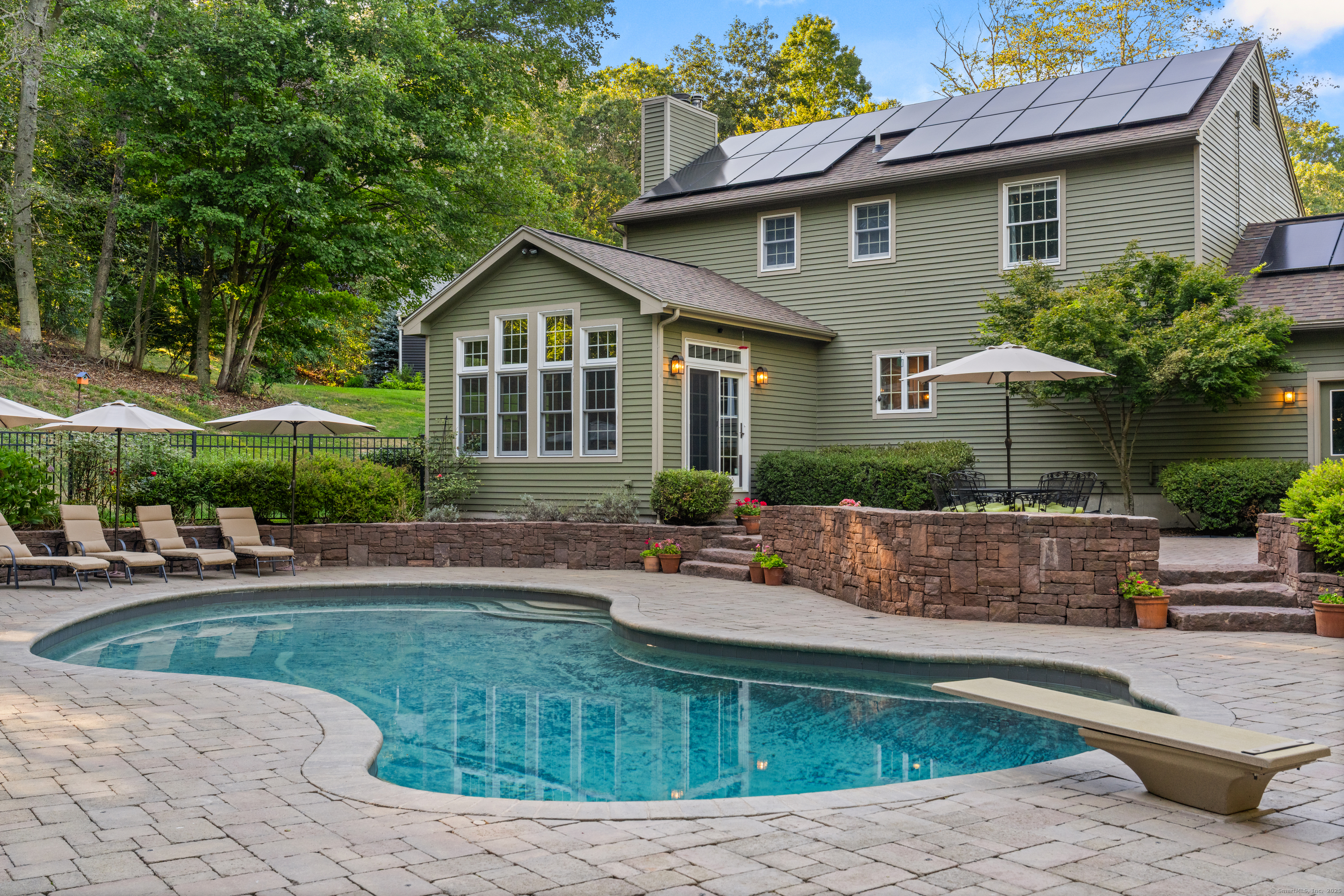 11 Nutmeg Lane East Hampton CT 06424