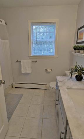 11 Nutmeg Lane East Hampton CT 06424