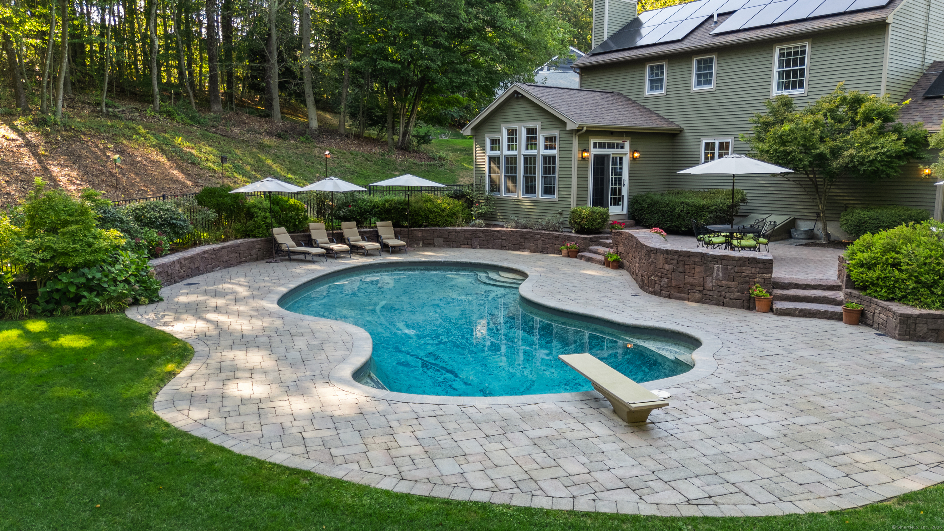 11 Nutmeg Lane East Hampton CT 06424