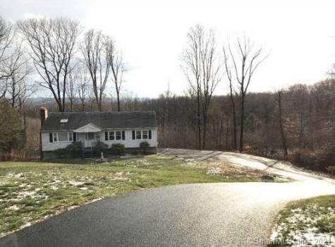 75 Hidden Pond Road Waterbury CT 06704