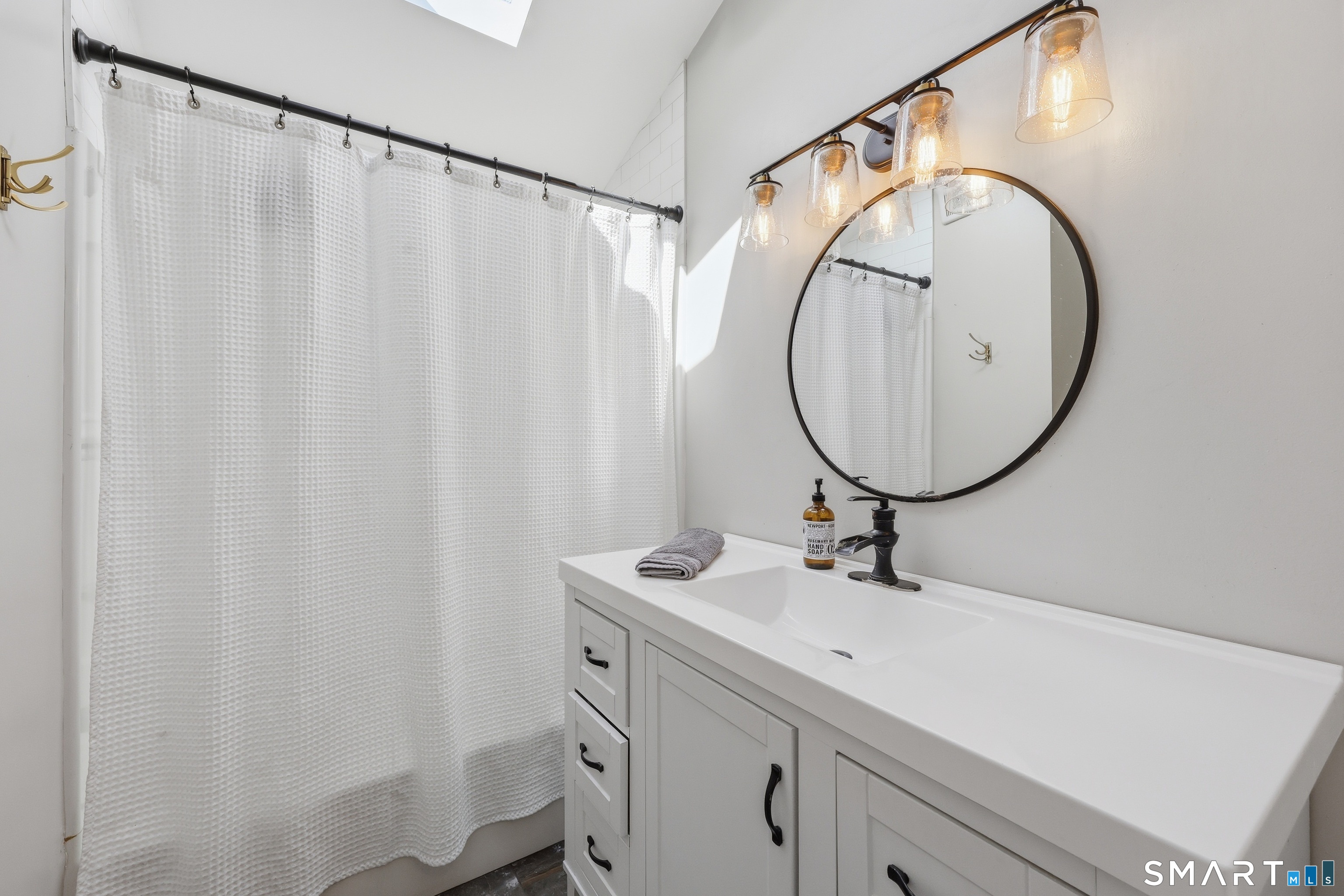 10 Tabor Road Enfield CT 06082