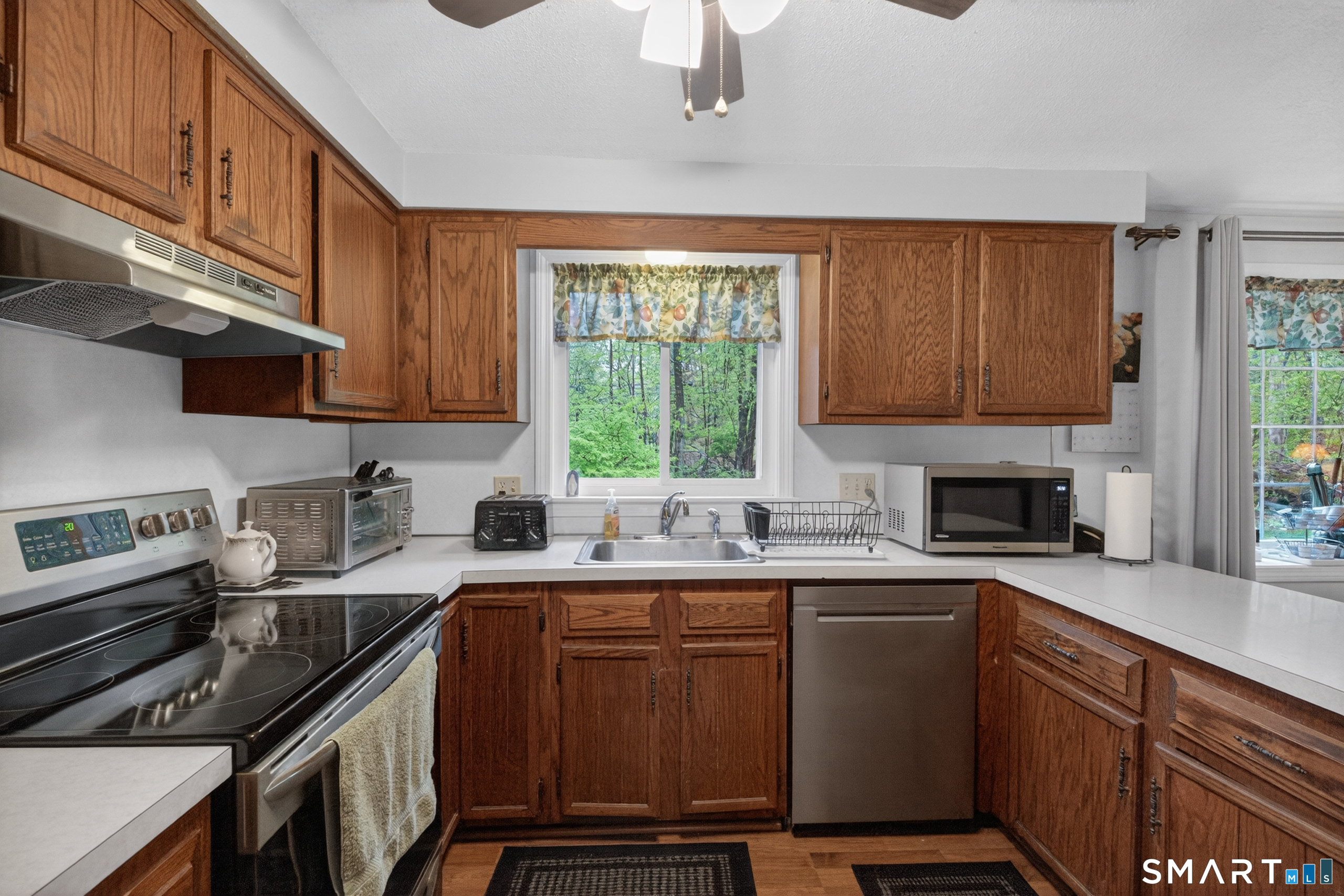 55 Bellamy Road Cheshire CT 06410