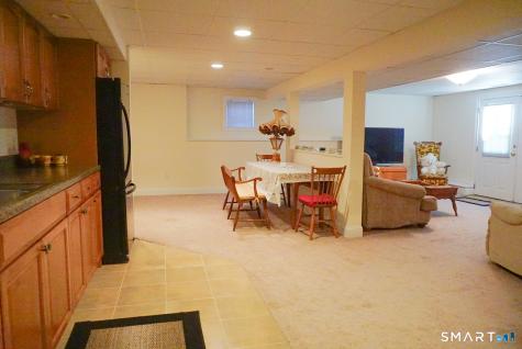 33 Knoll Ridge Court Middletown CT 06457