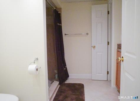 33 Knoll Ridge Court Middletown CT 06457