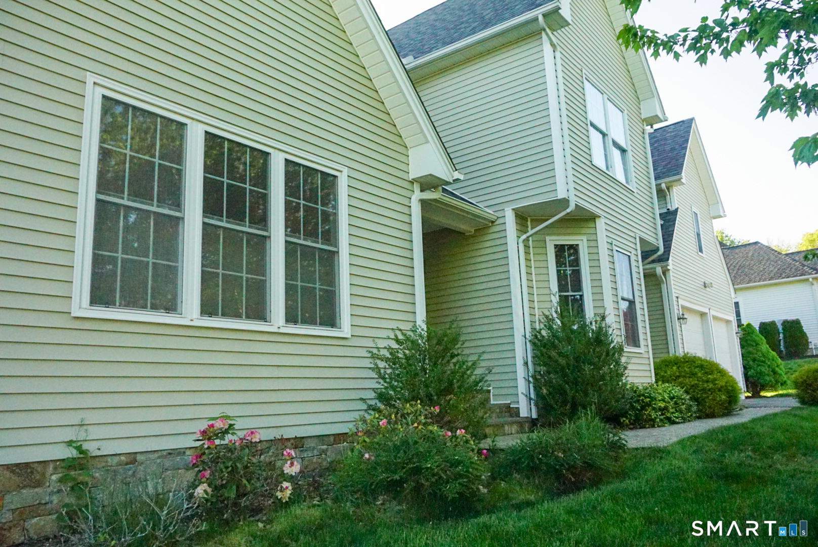 33 Knoll Ridge Court Middletown CT 06457