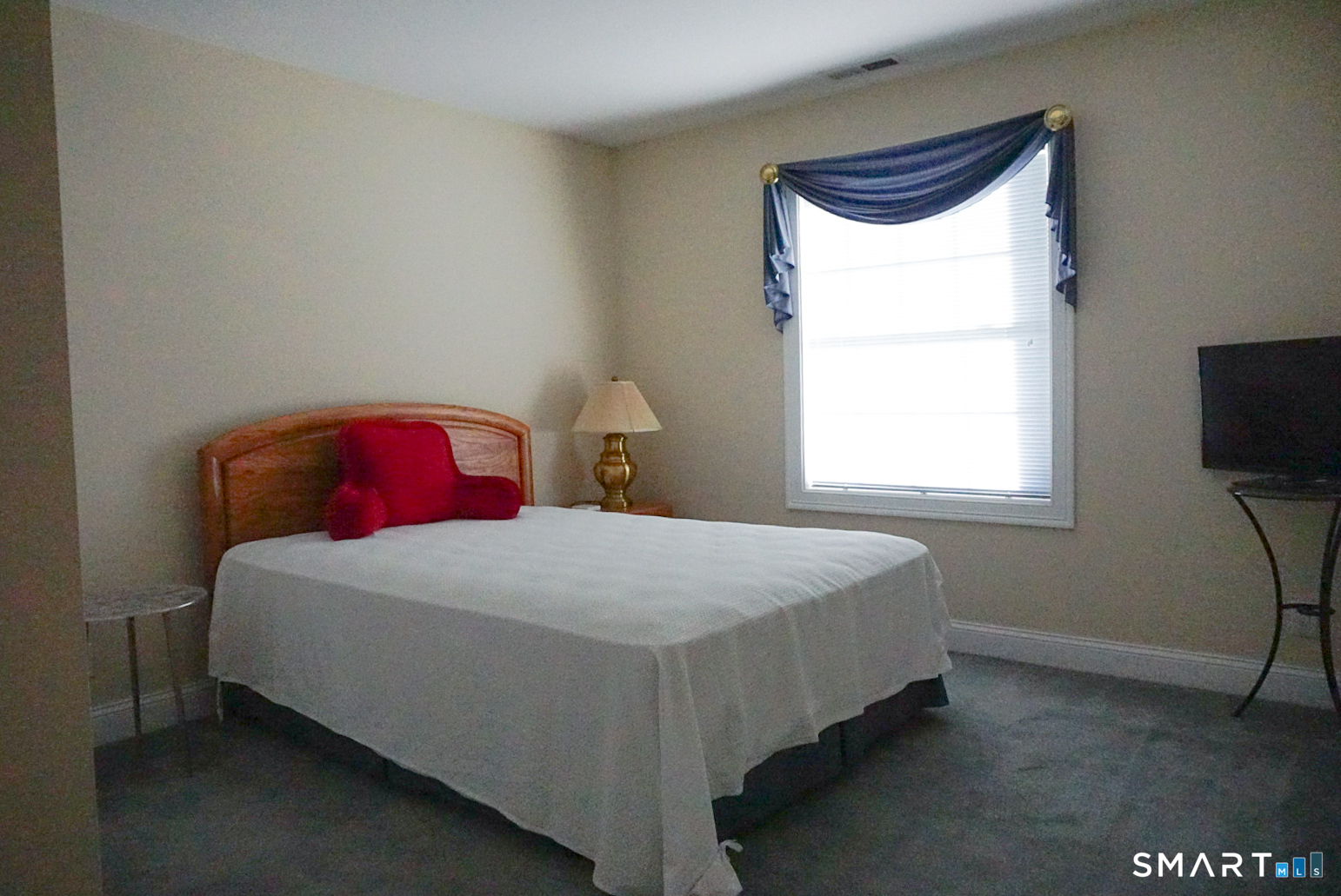 33 Knoll Ridge Court Middletown CT 06457