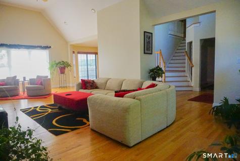 33 Knoll Ridge Court Middletown CT 06457