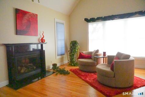 33 Knoll Ridge Court Middletown CT 06457