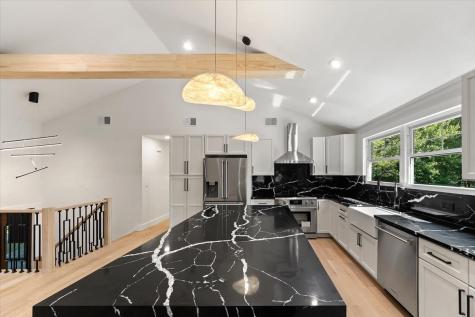 115 Mayfair Road Fairfield CT 06824