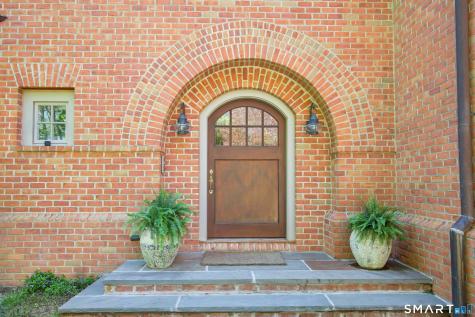 21 Daniel Court Westport CT 06880