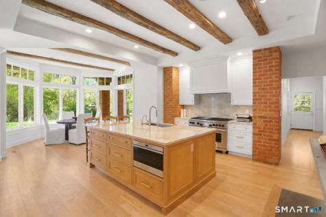 21 Daniel Court Westport CT 06880