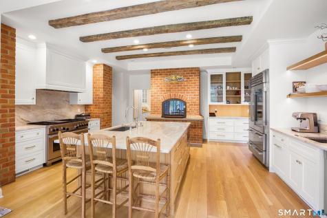 21 Daniel Court Westport CT 06880