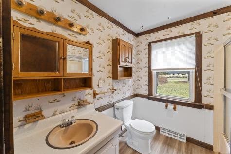 16 Settlers Lane Newtown CT 06482