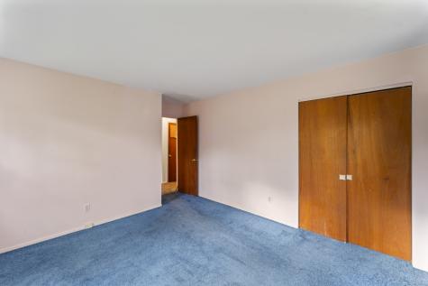 16 Settlers Lane Newtown CT 06482