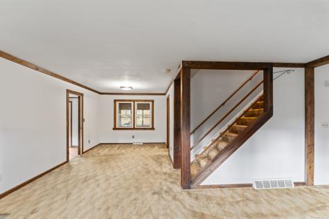 16 Settlers Lane Newtown CT 06482