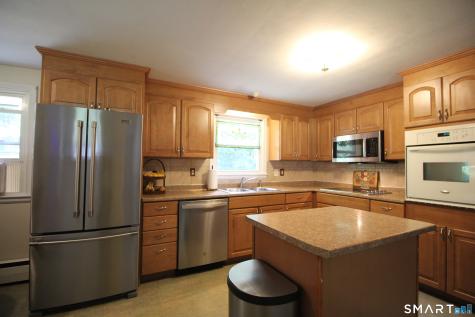12 Oakwood Drive Granby CT 06035