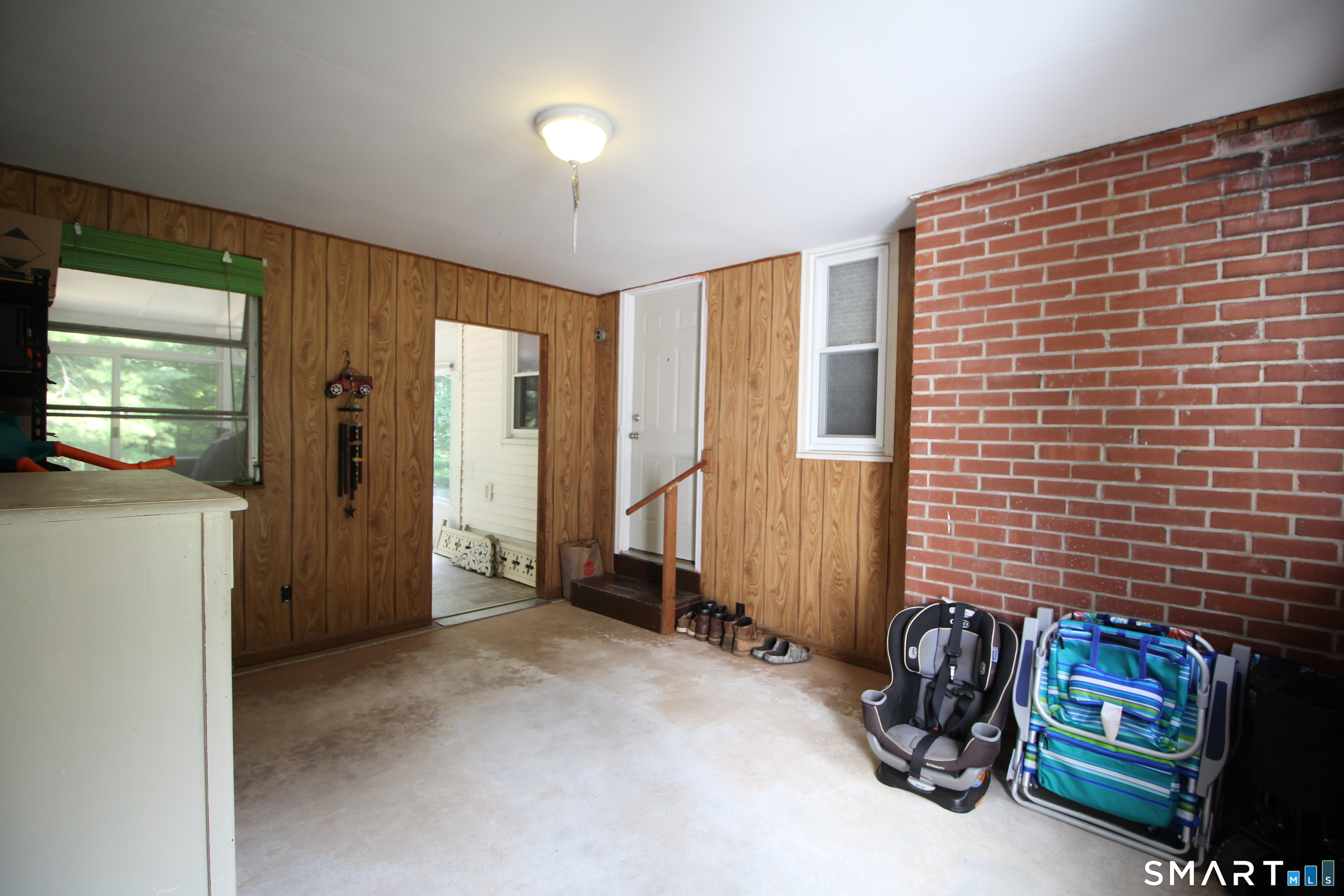 12 Oakwood Drive Granby CT 06035