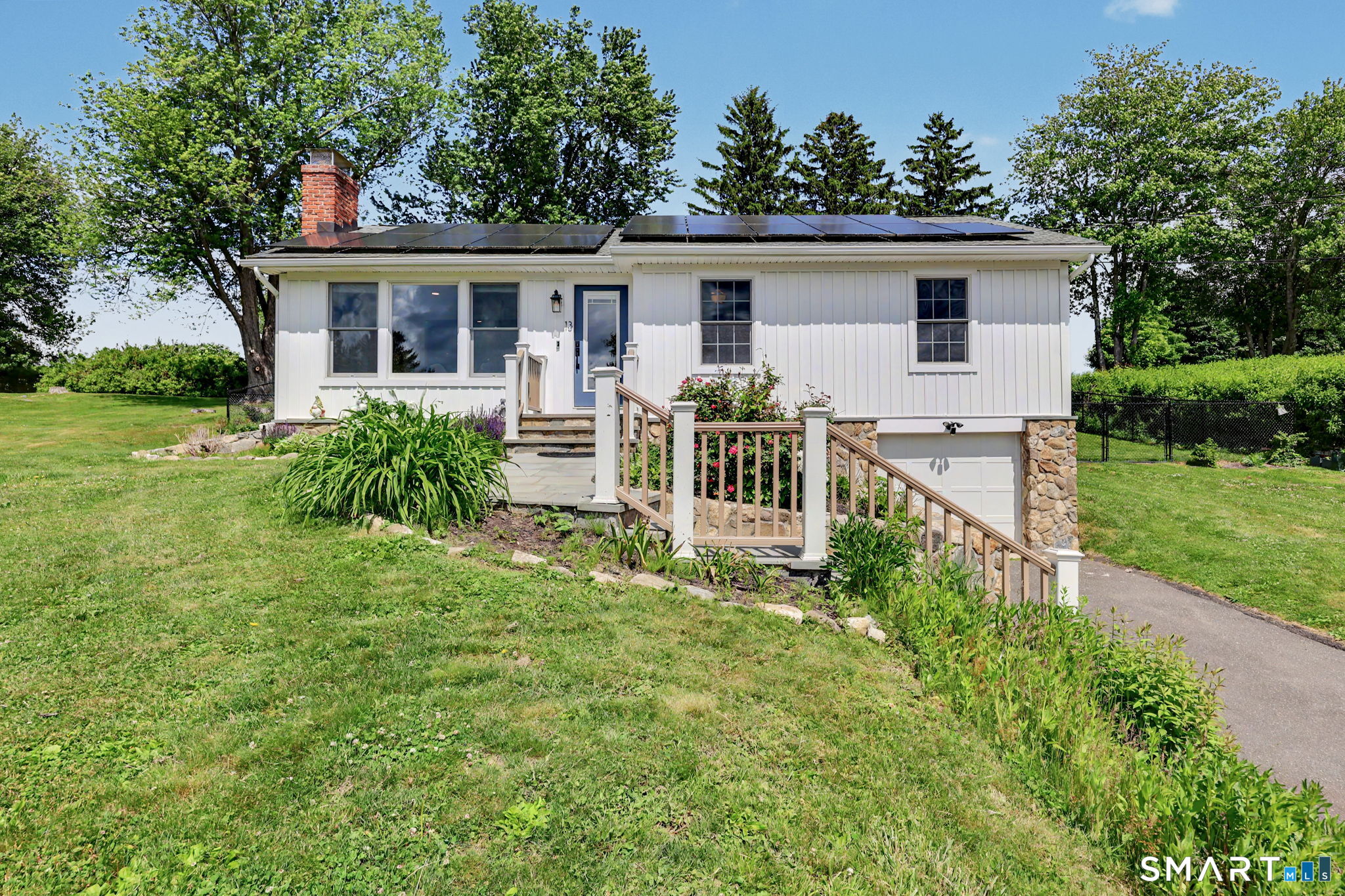 13 Fox Hollow Road New Fairfield CT 06812