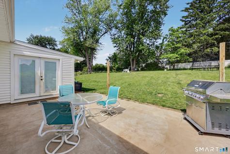 13 Fox Hollow Road New Fairfield CT 06812