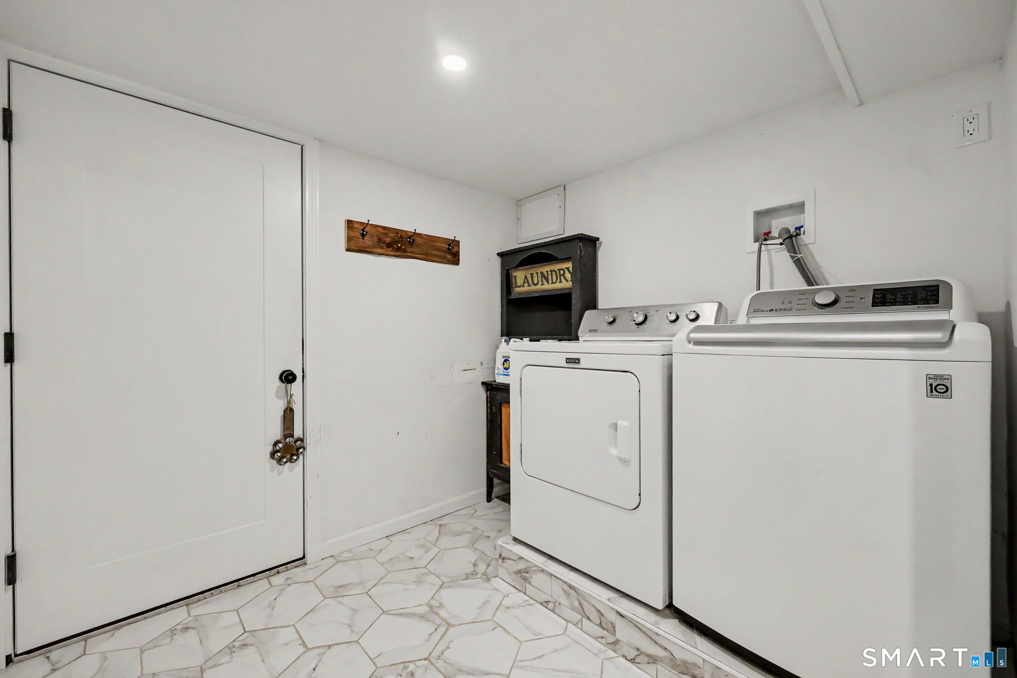 13 Fox Hollow Road New Fairfield CT 06812