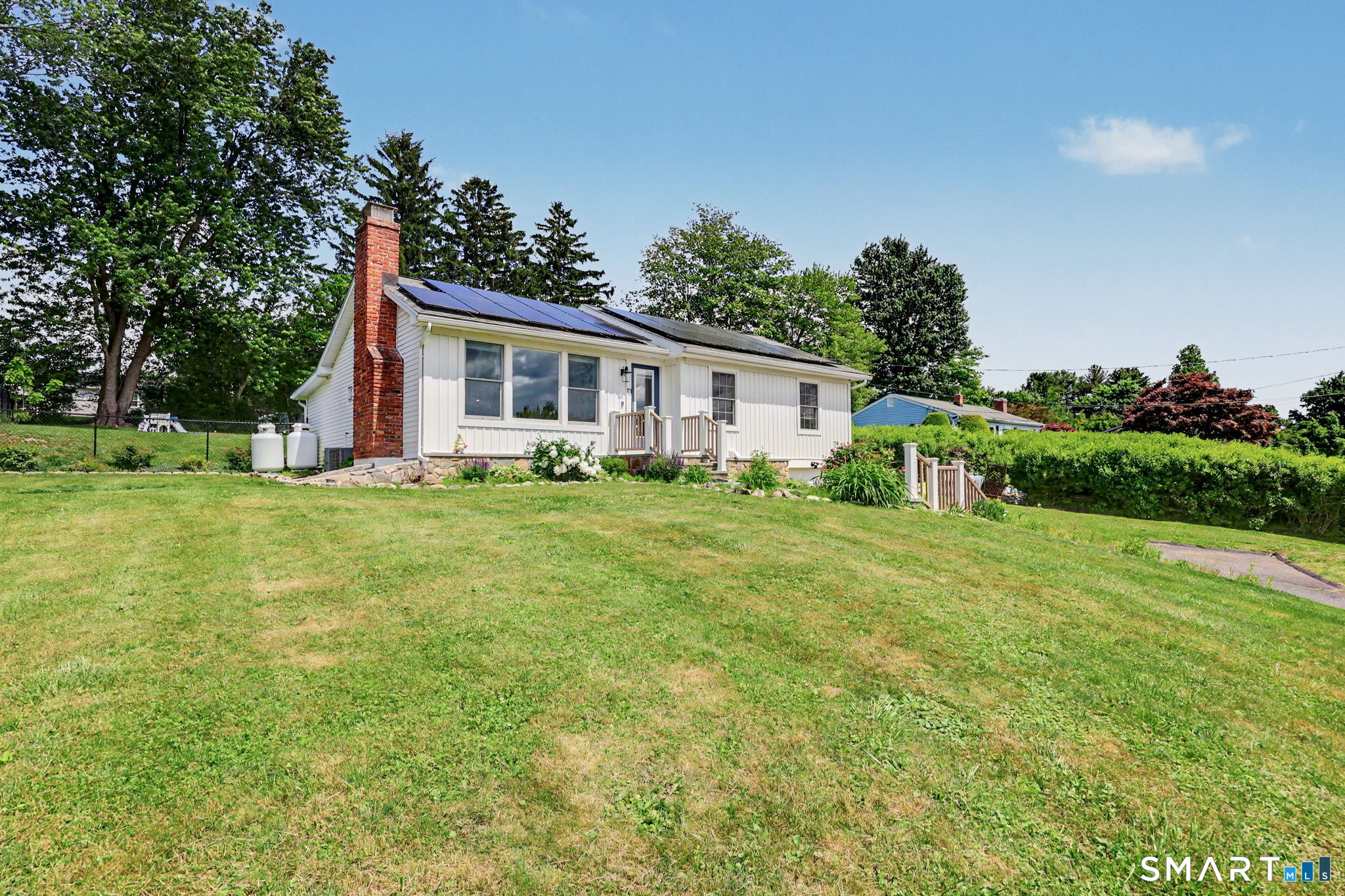 13 Fox Hollow Road New Fairfield CT 06812