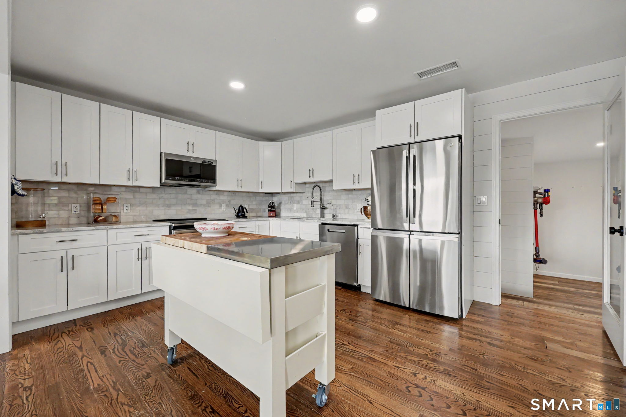 13 Fox Hollow Road New Fairfield CT 06812
