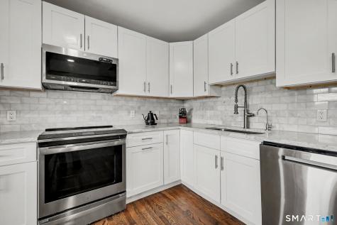 13 Fox Hollow Road New Fairfield CT 06812