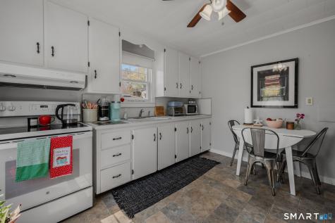 132 Niles Hill Road Waterford CT 06385