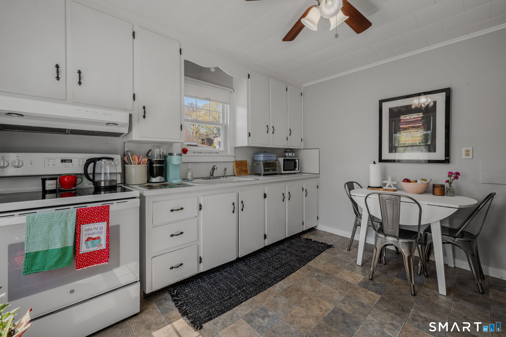 132 Niles Hill Road Waterford CT 06385