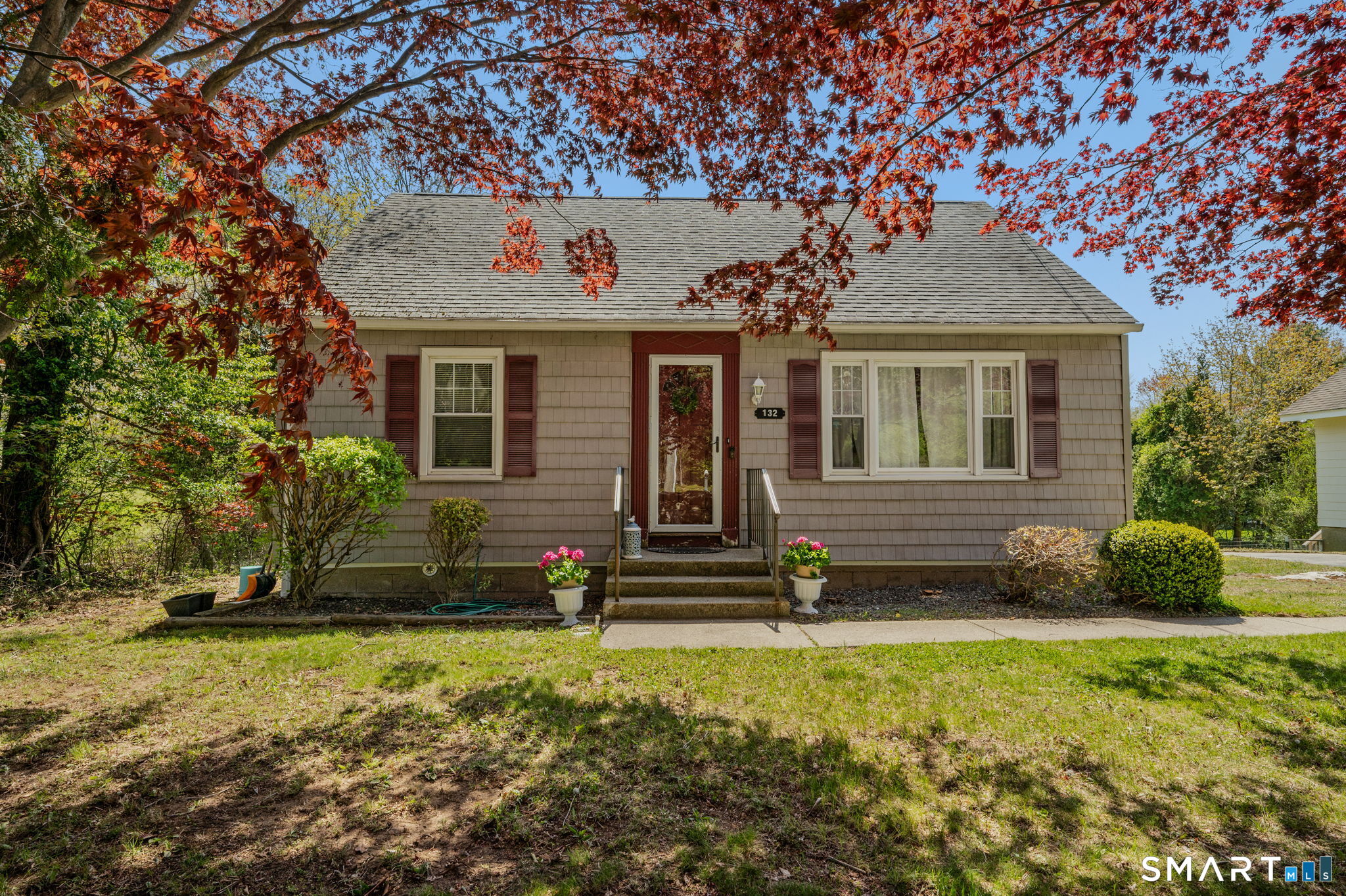 132 Niles Hill Road Waterford CT 06385